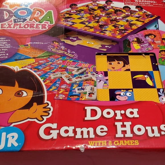 NICK JR. DORA THE EXPLORER GAME HOUSE W/ 8 GAMES 2006 in excellent condition - Picture 2 of 8